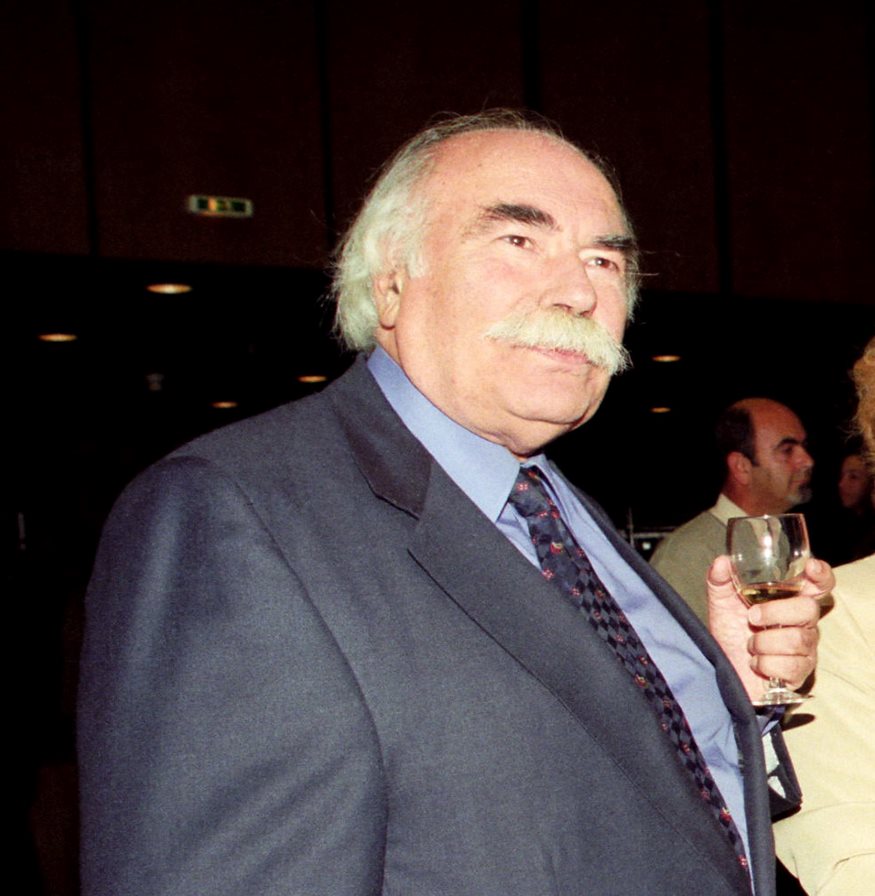 Κούρος Νίκος