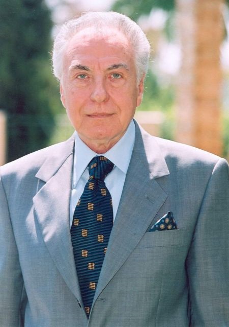 Καρατζάς Τρίφων